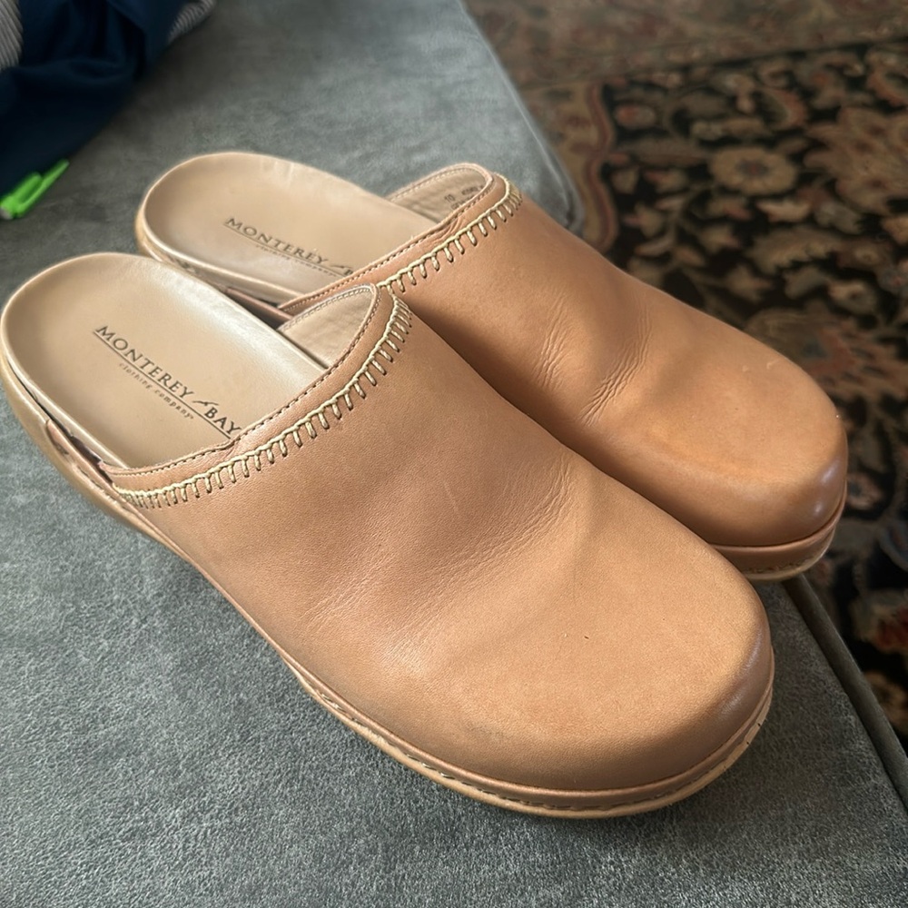 Monterey bay tan leather clogs